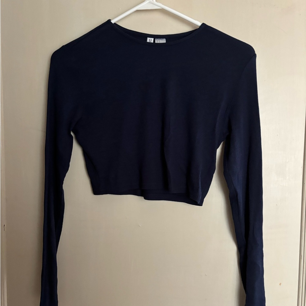 H&M Black Fitted Long Sleeve Crop Top